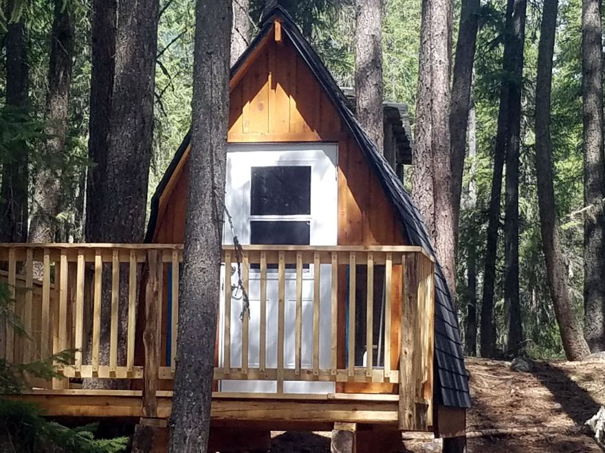 Valhalla Pines Campground and Guesthouse